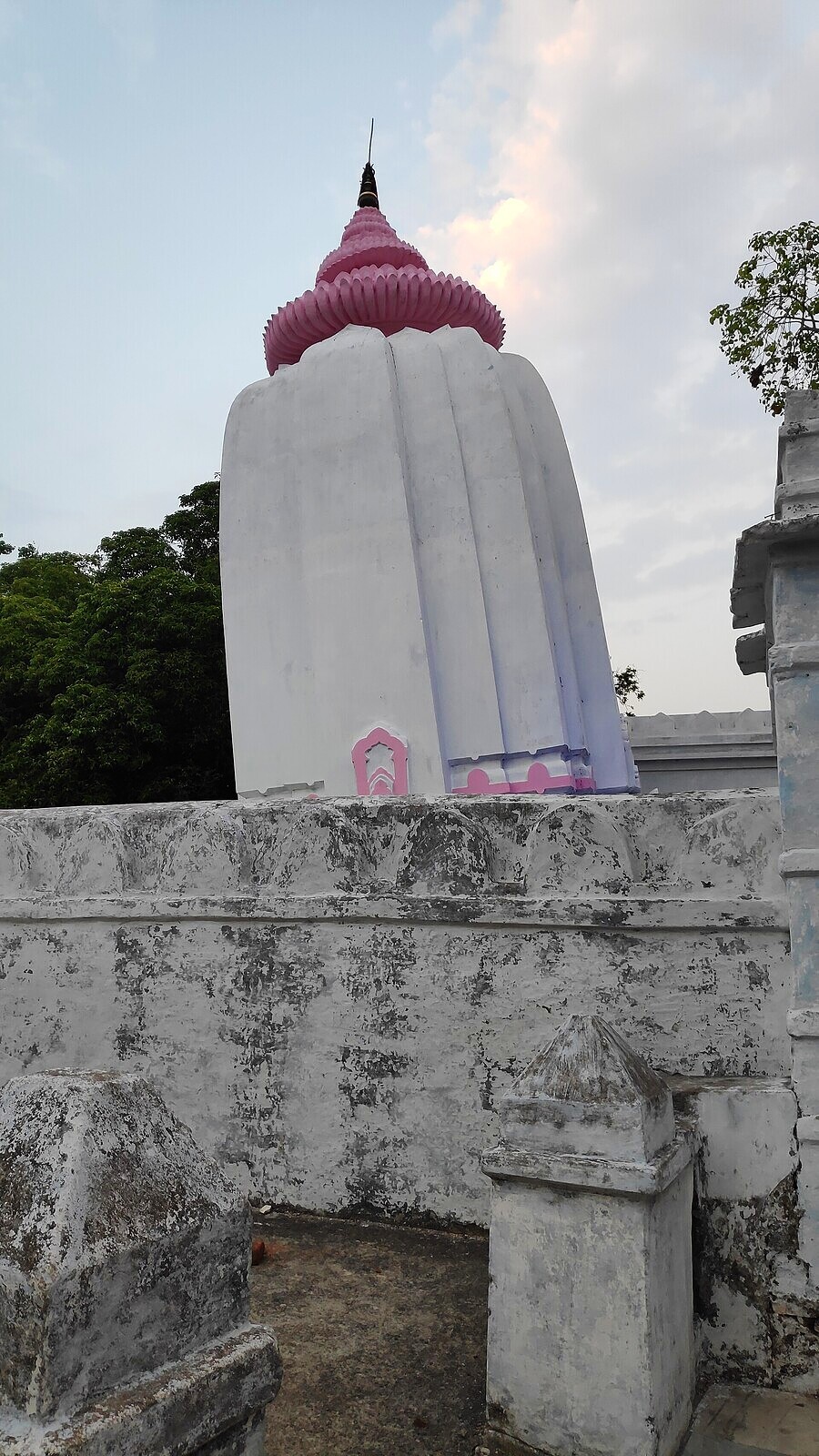 Leaning Huma Temple